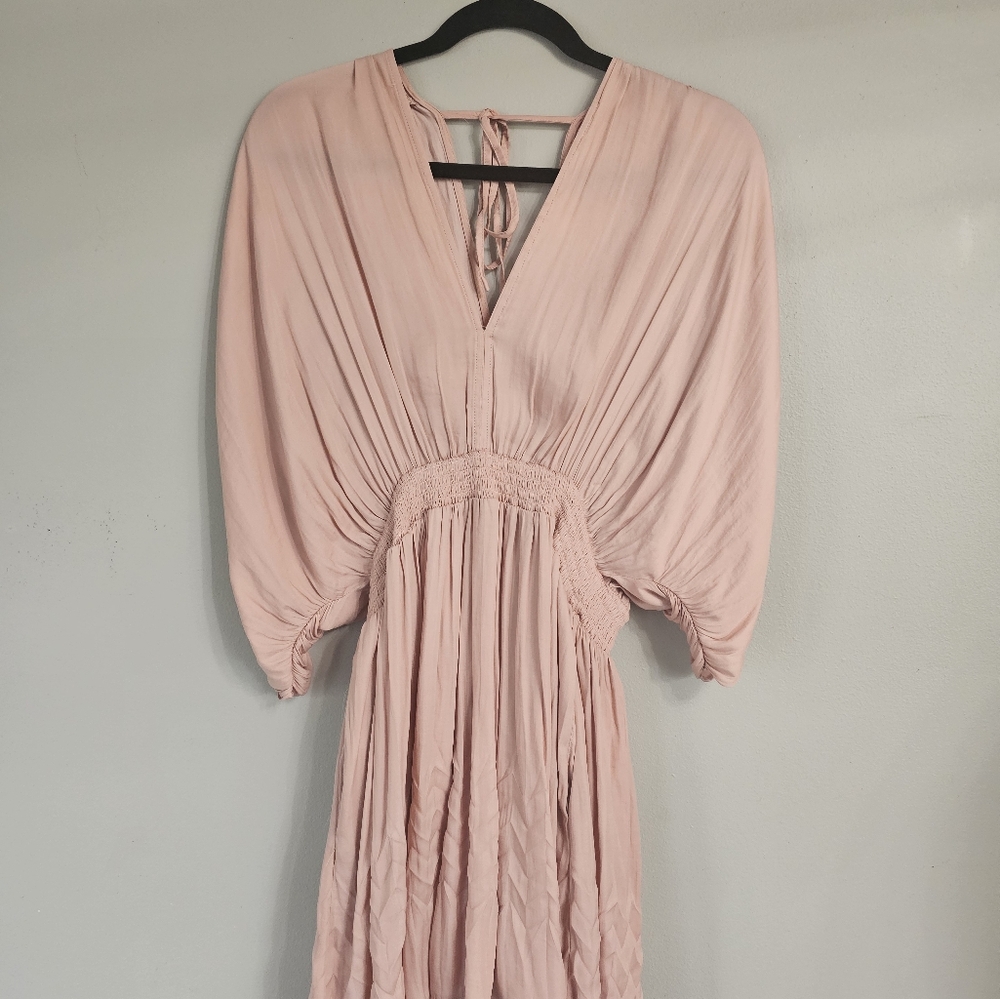 Mustard Seed V- Neck Dress. Powder Rose Color. Size M. - Picture 4 of 14